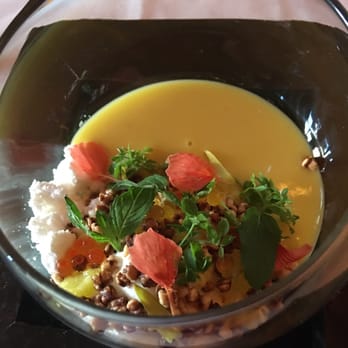 Le Cirque - chilled corn soup with vanilla snow and buckwheat popcorn (4 stars) - French Near Me - Las Vegas, Nevada Le Cirque - chilled corn soup with vanilla snow and buckwheat popcorn (4 stars) - French Near Me - Las Vegas, Nevada