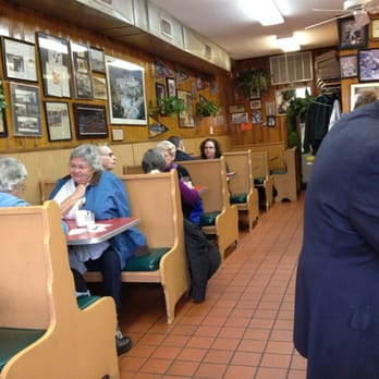 Knotty Pine - Breakfast & Brunch Near Me - Newton, Massachusetts