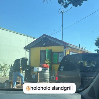 Holoholo Island Grill - Picking up my phone order I had made the night before - Hawaiian Near Me - Turner, Oregon Holoholo Island Grill - Picking up my phone order I had made the night before - Hawaiian Near Me - Turner, Oregon