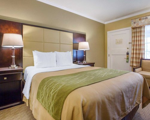 Comfort Inn Carmel By the Sea by null