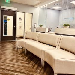 Castle Rock Surgicenter - Waiting area