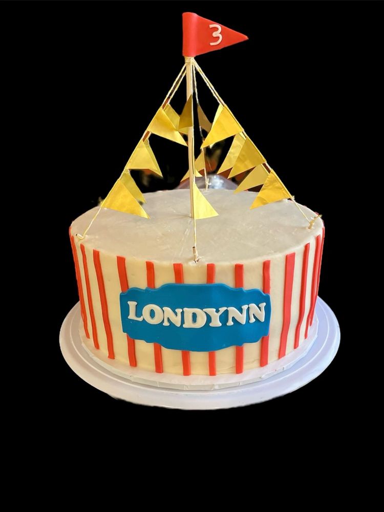 Sugar Shells Custom Cakes and More Logo