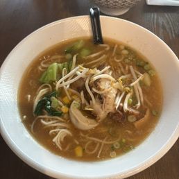 Traditional ramen with pork belly & tonkotsu broth