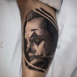 Full Moon Tattoo