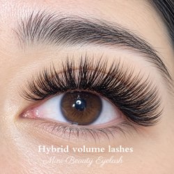 Mini Beauty Eyelash - 6D volume lashes done by mini beauty eyelash