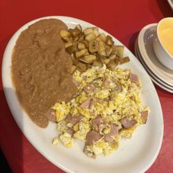 La Casona - Ham & egg breakfast plate