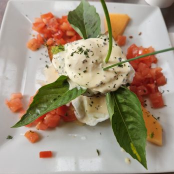 Anastasia Cafe - Eggs Laguna - Breakfast & Brunch Near Me - Laguna Beach, California