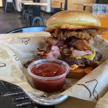 Bo & Vine Burger - The Pitmaster - Burgers Near Me - Eugene, Oregon