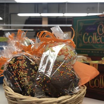 Nancy's Candy Corner - Fall hand dipped chocolate covered Oreos. - Candy Stores Near Me - Wayne, Pennsylvania