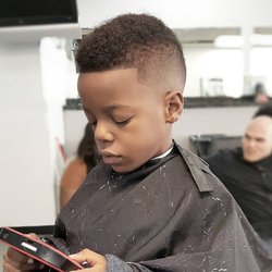 619 Barbershop - Haircut by Manny , IG @the_blend_specialist , Book Online: Book.thecut.co/bestbaringdaygo