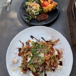 The French Fig - Avocado toast & quiche