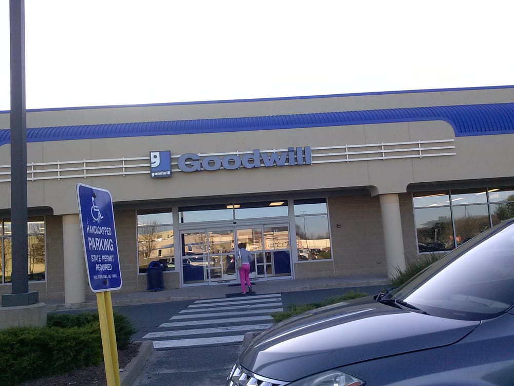 GOODWILL 14 Photos 331 Cottage Grove Rd, Bloomfield, Connecticut
