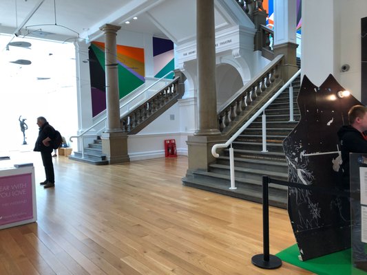 Leeds Art Gallery by null