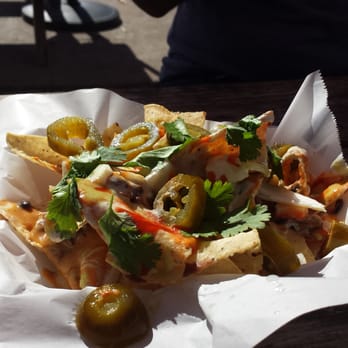 The Vegan Nom - Vegan nachos...really good.... - Vegan Near Me - Austin, Texas The Vegan Nom - Vegan nachos...really good.... - Vegan Near Me - Austin, Texas