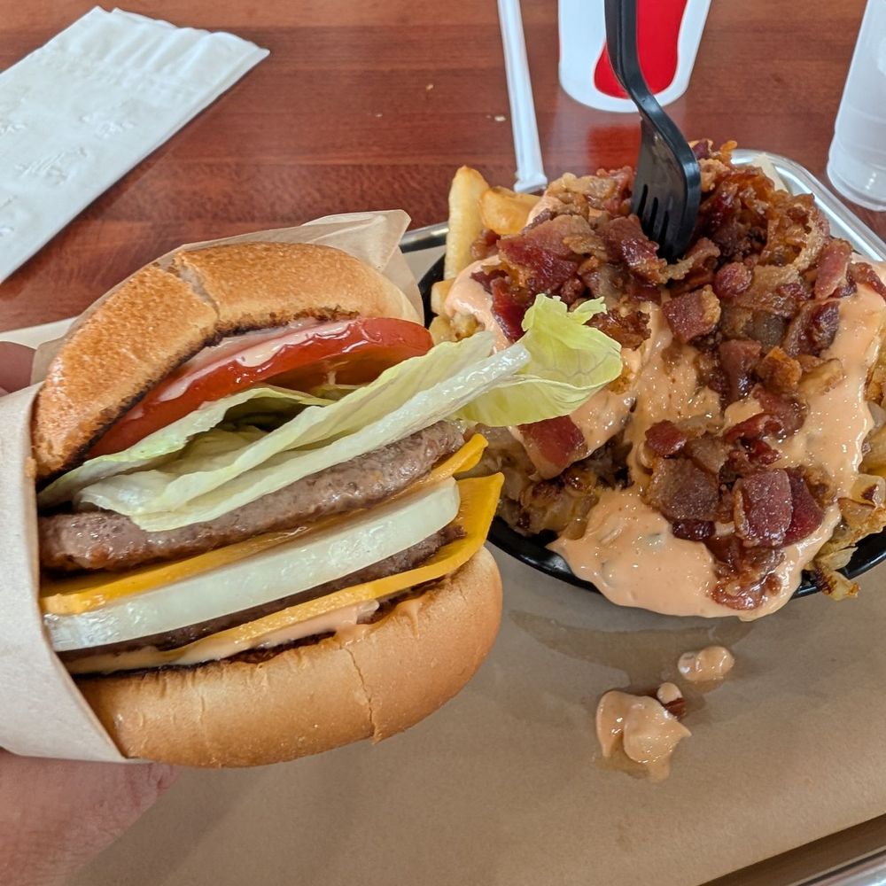 Louie's Burgers - Burgers Near Me - El Monte, California Louie's Burgers - Burgers Near Me - El Monte, California