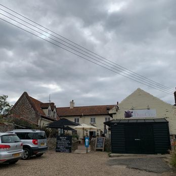 Dun Cow - Outside - Pubs Near Me - Holt, NFK Dun Cow - Outside - Pubs Near Me - Holt, NFK