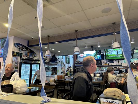 Deckhand Oyster Bar & Seafood by null