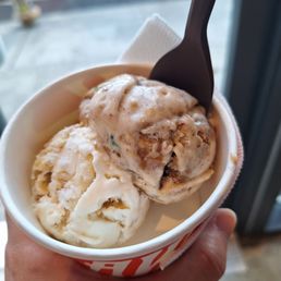 Split scoop of the Great Cookie Swap and the Salty Donut Guava and Cheese
