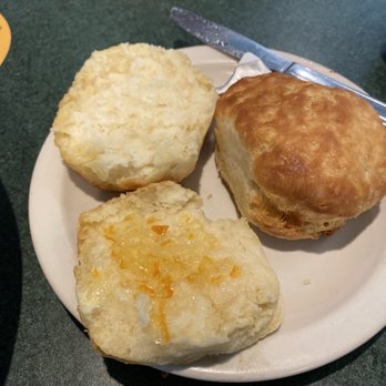 Metro Diner - Delicious, light fluffy biscuits with orange marmalade - American Near Me - Tampa, Florida Metro Diner - Delicious, light fluffy biscuits with orange marmalade - American Near Me - Tampa, Florida