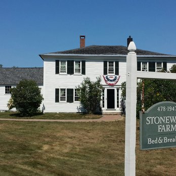 Stonewall Farm Bed & Breakfast - Stonewall Farm B&B - Hotels Near Me - Hillsboro, New Hampshire Stonewall Farm Bed & Breakfast - Stonewall Farm B&B - Hotels Near Me - Hillsboro, New Hampshire