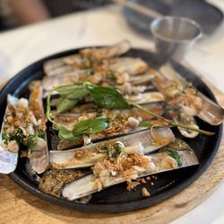 Ocean Grill & Bar - O22. Oc Mng Tay Nuong Mo Hnh Grilled Razor clams w/ scallion oil