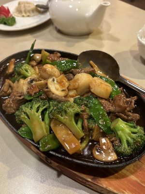 Wu's Fine Chinese Cuisine by null
