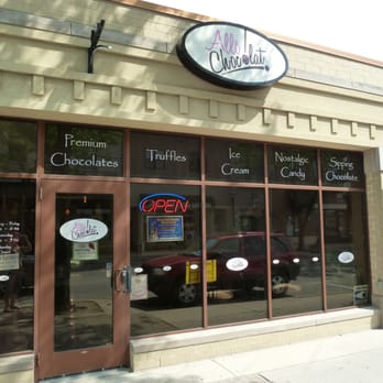 Allo! Chocolat - the outside of a chocolate shop - Candy Stores Near Me - Waukesha, Wisconsin