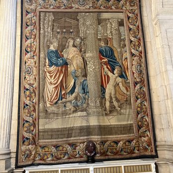 Palacio Real de Madrid - Landmarks & Historical Buildings Near Me - Madrid, M