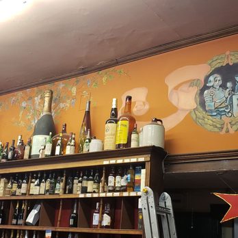 The Glunz Tavern - Bars Near Me - Chicago, Illinois The Glunz Tavern - Bars Near Me - Chicago, Illinois