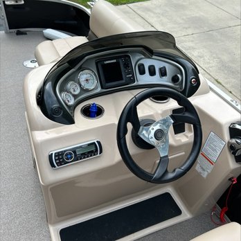Lake Escape rentals - Boating Near Me Lake Escape rentals - Boating Near Me
