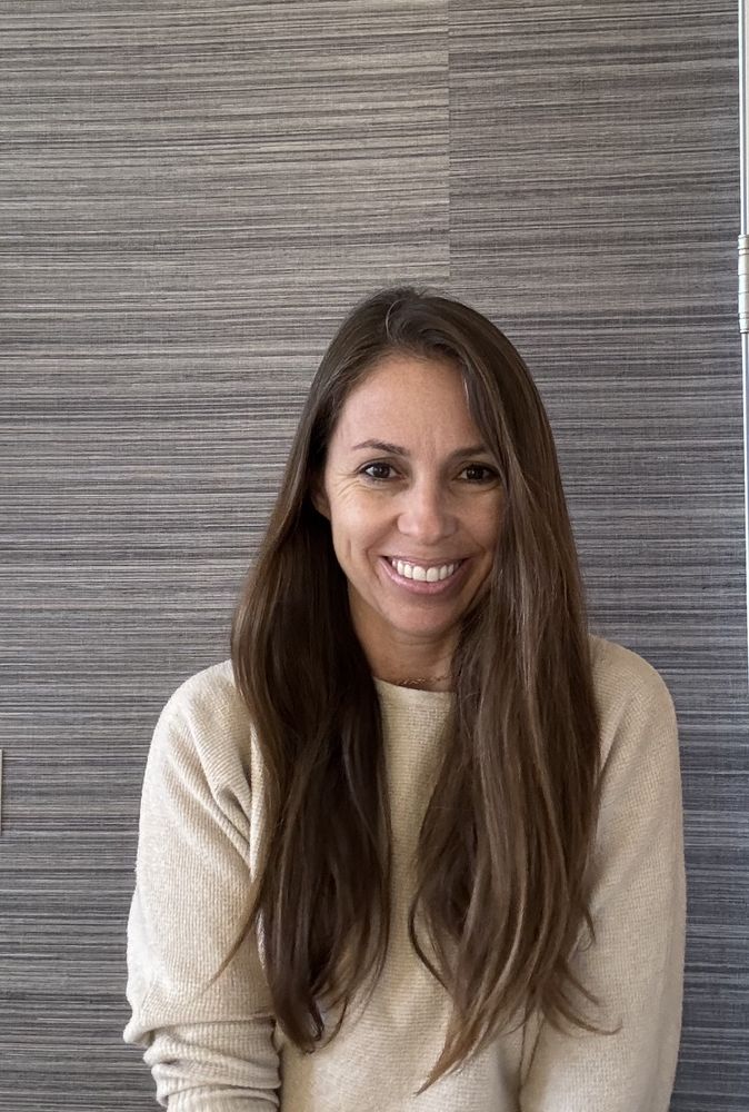 Angela Costello - child therapist in Beverly Hills, CA
