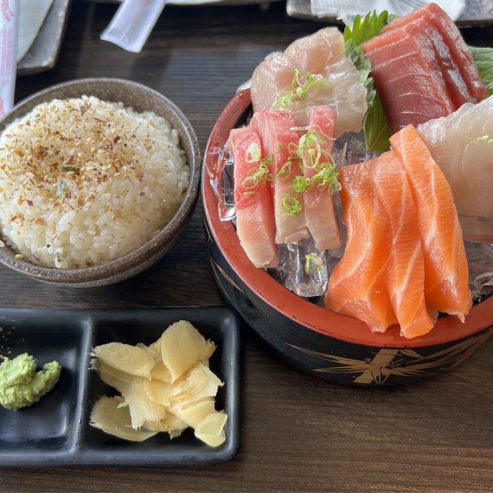 Kigawa Bistro - 8/24/24 D1. Chirashi Don - Sushi Bars Near Me - San Leandro, California Kigawa Bistro - 8/24/24 D1. Chirashi Don - Sushi Bars Near Me - San Leandro, California