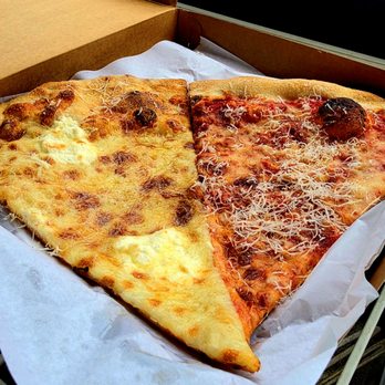 Canio's Pizza - Two slices to-go: white and cheese - Pizza Near Me - Urban Honolulu, Hawaii
