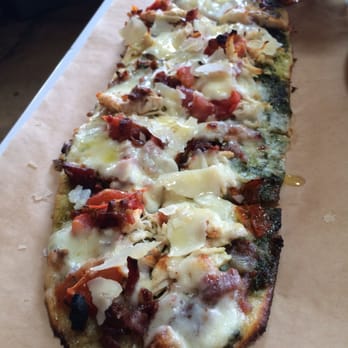 Union Kitchen and Tap Encinitas - Pesto chicken flat bread - New American Near Me - Encinitas, California Union Kitchen and Tap Encinitas - Pesto chicken flat bread - New American Near Me - Encinitas, California