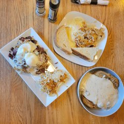 Roxie's Breakfast and Lunch - Country fried steak, eggs and hash browns. Special Benny that was the most delicious thing I've ever put in my mouth