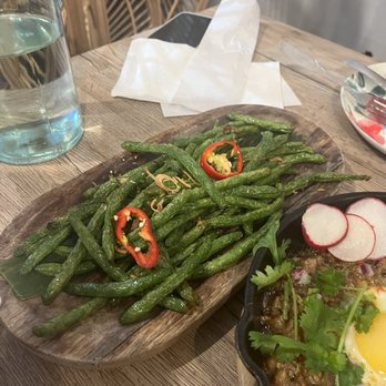 Kamayan Atl - String beans - Filipino Near Me - Doraville, Georgia