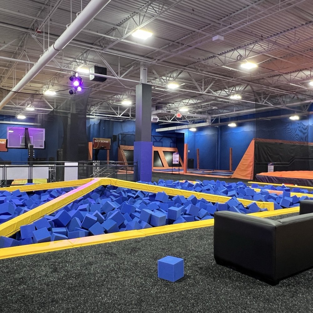 Sky Zone Trampoline Park - Trampoline Parks Near Me - Huntington Beach, California Sky Zone Trampoline Park - Trampoline Parks Near Me - Huntington Beach, California