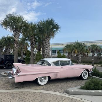 Sunliner Diner - Diners Near Me - Gulf Shores, Alabama Sunliner Diner - Diners Near Me - Gulf Shores, Alabama