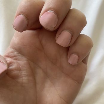 Anthony Vince' Nail Spa - Other hand, same issues. - Nail Salons Near Me - Virginia Beach, Virginia