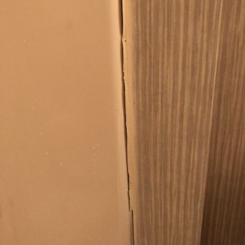Clarion Hotel - Downtown - University Area - More peeling - Hotels Near Me - Oneonta, New York