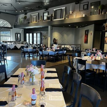 Zachary's Grill - a dining room with tables and chairs - Seafood Near Me - Palos Heights, Illinois Zachary's Grill - a dining room with tables and chairs - Seafood Near Me - Palos Heights, Illinois
