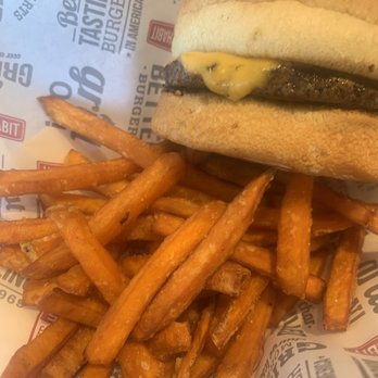 Habit Burger & Grill - Kids - Salad Near Me - Union City, California Habit Burger & Grill - Kids - Salad Near Me - Union City, California