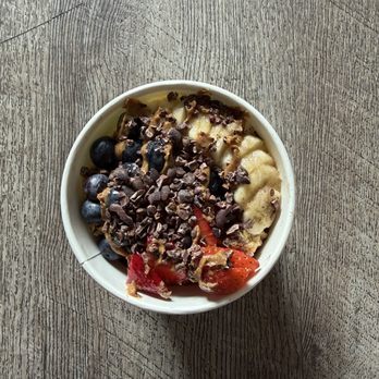 Barefoot Coffee Roasters - acai bowl - Coffee & Tea Near Me - Solana Beach, California