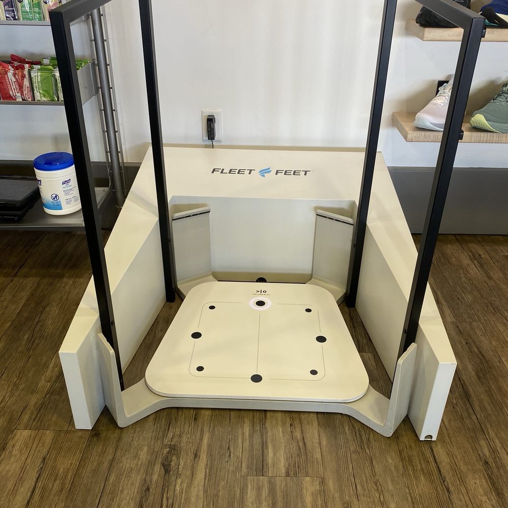 The foot scan- just stand in the designated areas! Fast and painless!