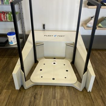 Fleet Feet - The foot scan- just stand in the designated areas! Fast and painless! - Shoe Stores Near Me - Roseville, California Fleet Feet - The foot scan- just stand in the designated areas! Fast and painless! - Shoe Stores Near Me - Roseville, California