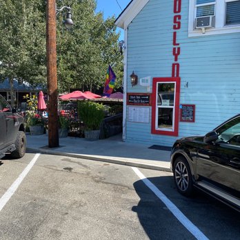 The Red Bird Cafe - Outside seating and front of cafe - Cafes Near Me - Roslyn, Washington The Red Bird Cafe - Outside seating and front of cafe - Cafes Near Me - Roslyn, Washington