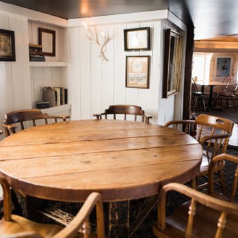 The Stowehof - Fritz Bar & Restaurant - Hotels Near Me - Stowe, Vermont The Stowehof - Fritz Bar & Restaurant - Hotels Near Me - Stowe, Vermont