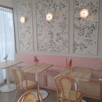 Little Sister Cake Shop - Custom Cakes Near Me - Houston, Texas