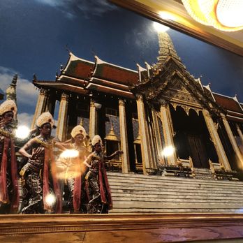 Thai Palace - Thai Near Me - Bloomfield, Connecticut