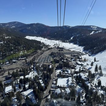 Palisades Tahoe Aerial Tram - Gondala view - Ski Resorts Near Me - Olympic Valley, California Palisades Tahoe Aerial Tram - Gondala view - Ski Resorts Near Me - Olympic Valley, California